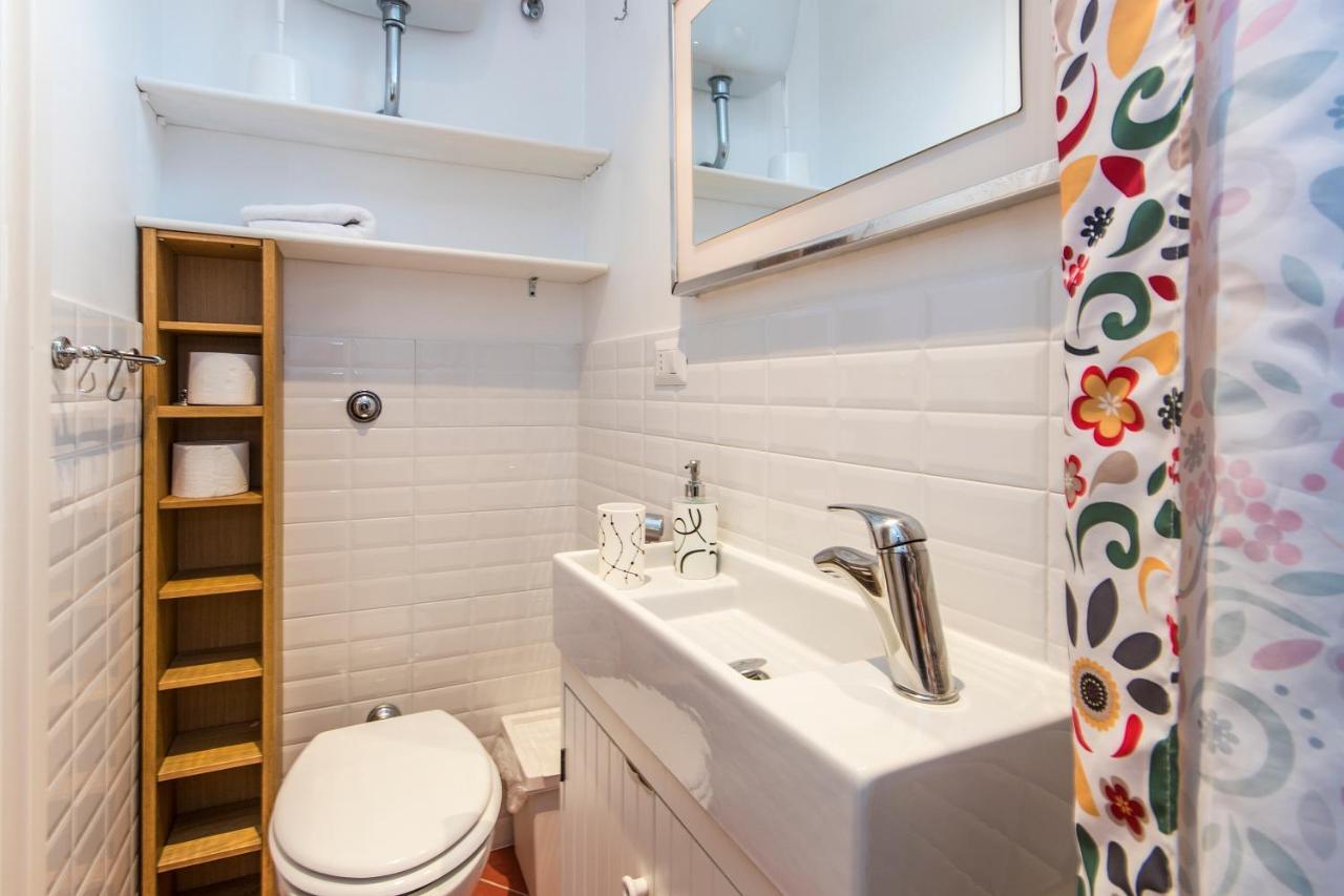S- Naples Loft With Balcony In The Historic Center Apartment ภายนอก รูปภาพ